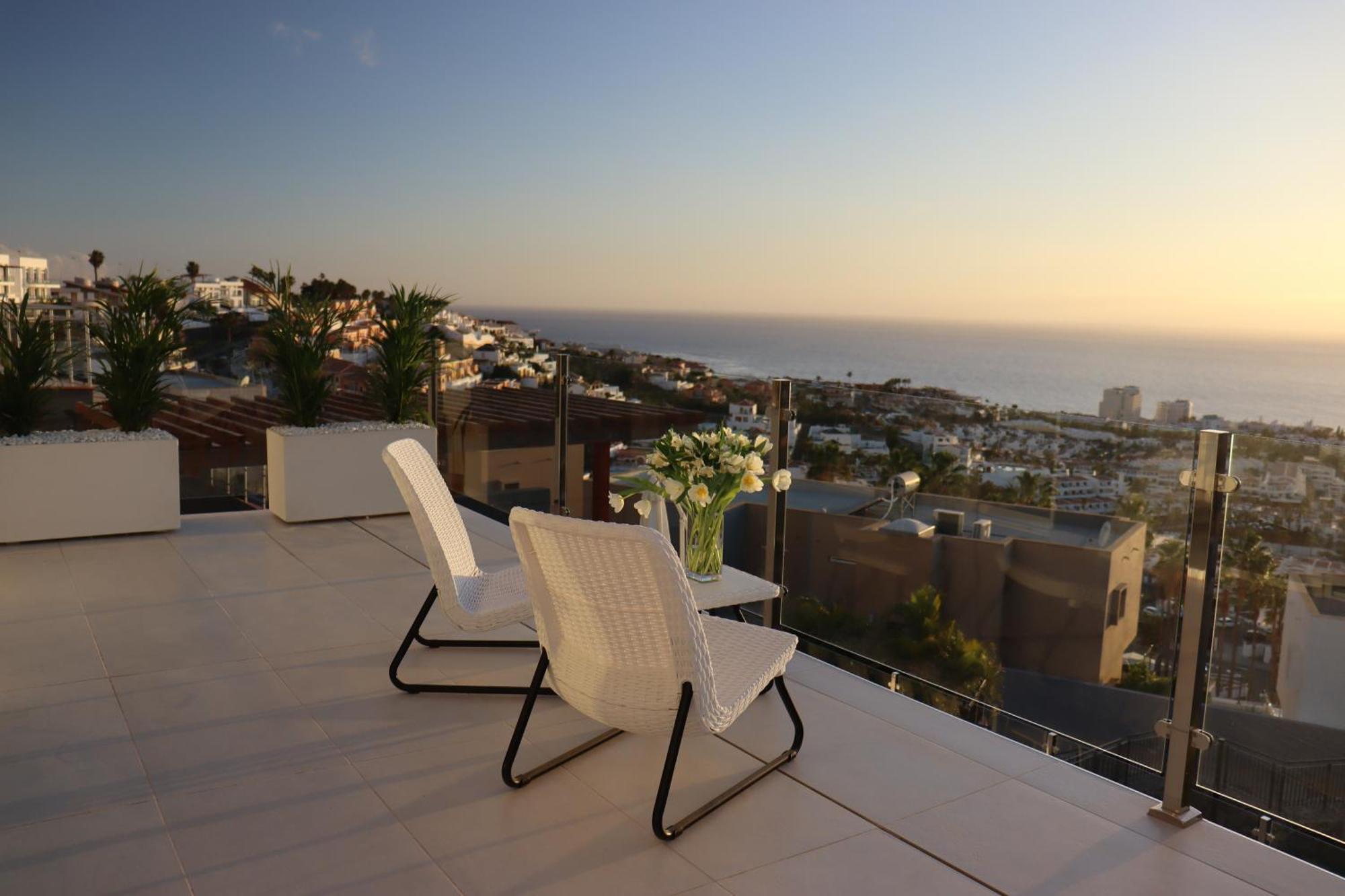 Azure Sky Villa - Panoramic Ocean View, Luxury, San Eugenio Costa Adeje  Exterior photo