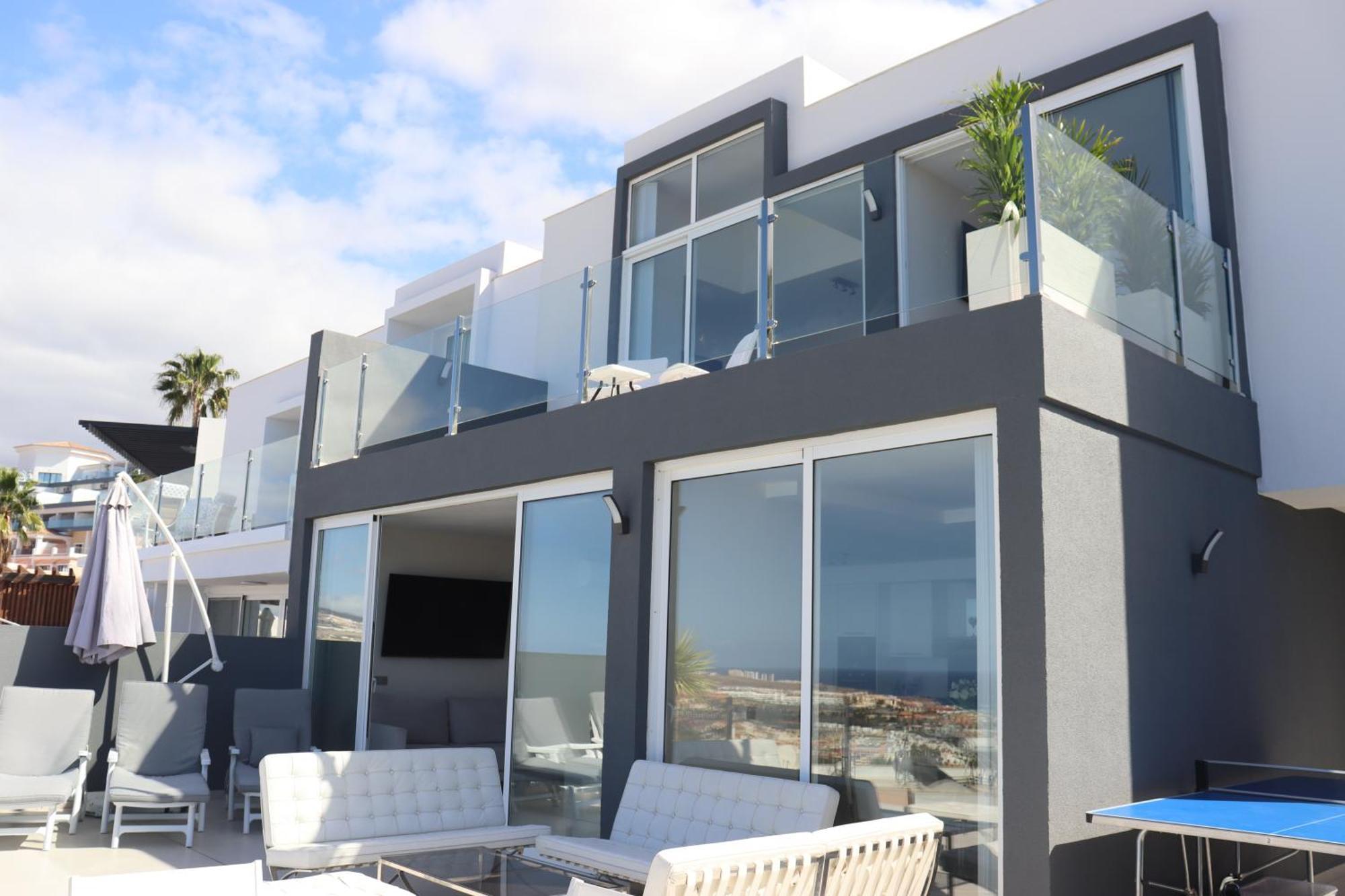 Azure Sky Villa - Panoramic Ocean View, Luxury, San Eugenio Costa Adeje  Exterior photo